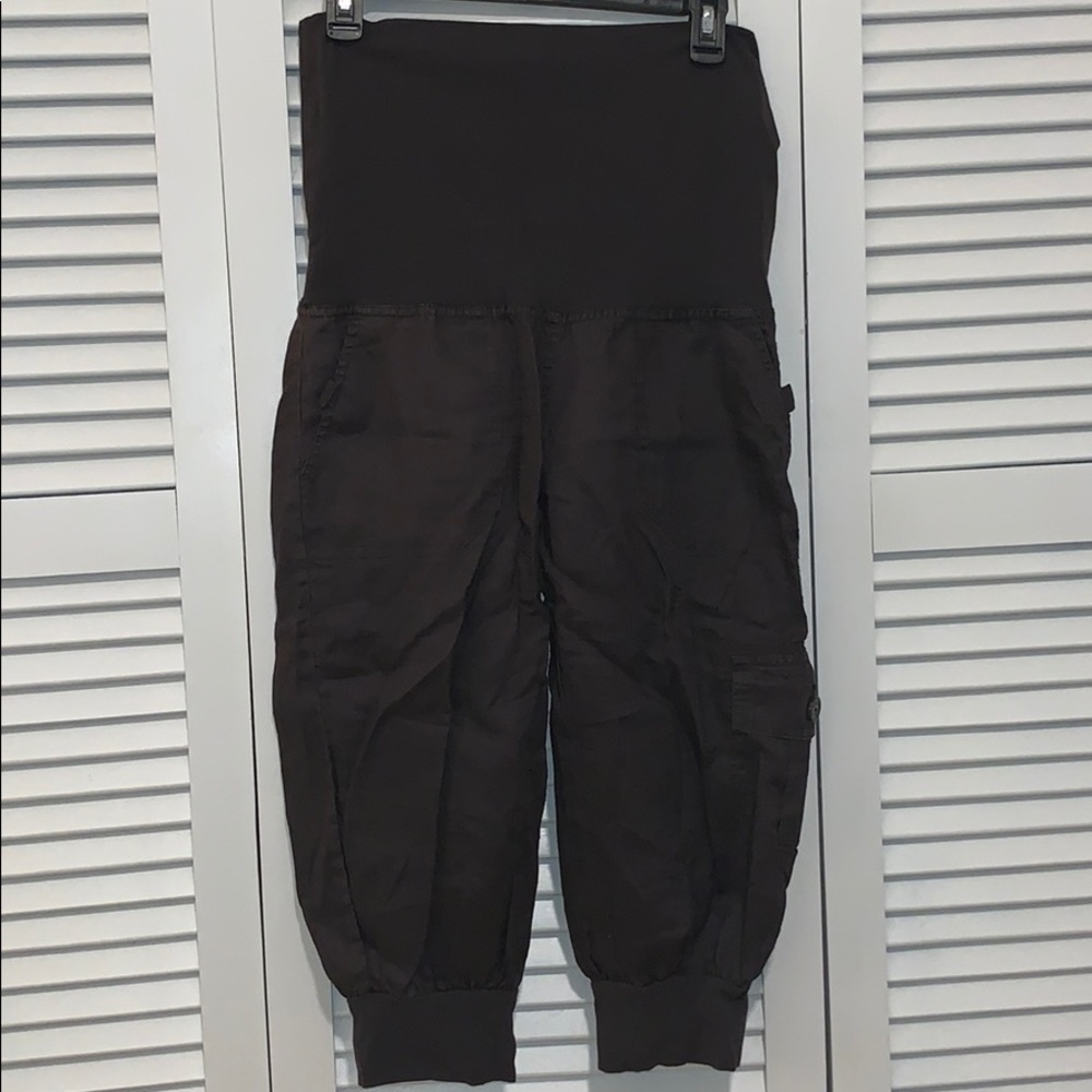 Maternity Capri pants